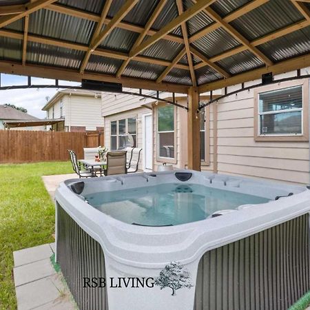 Brand New 4Br 2Ba Holiday Home With Hot Tub ヒューストン エクステリア 写真